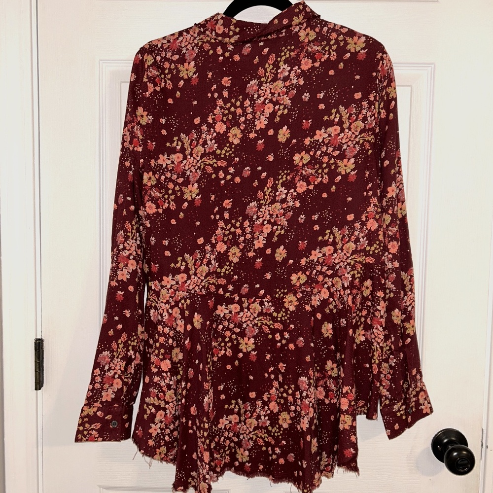 True Craft floral long sleeve blouse